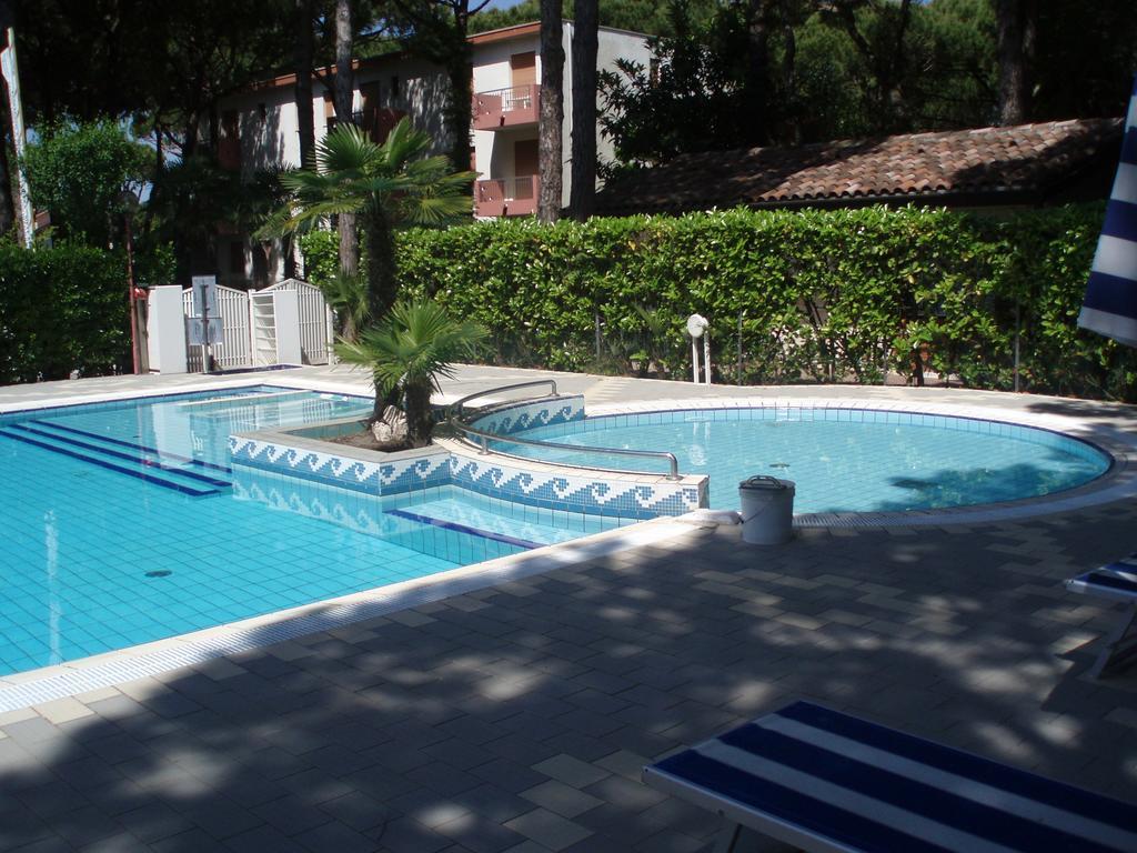 Villaggio Azzurro Lido di Jesolo Bagian luar foto